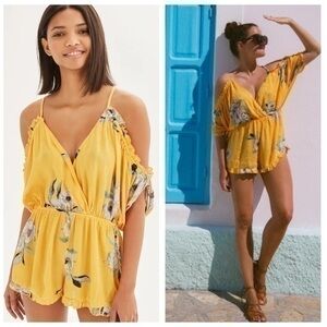 Topshop Posie Off the Shoulder Back Tie Floral Yellow Romper Summer beach